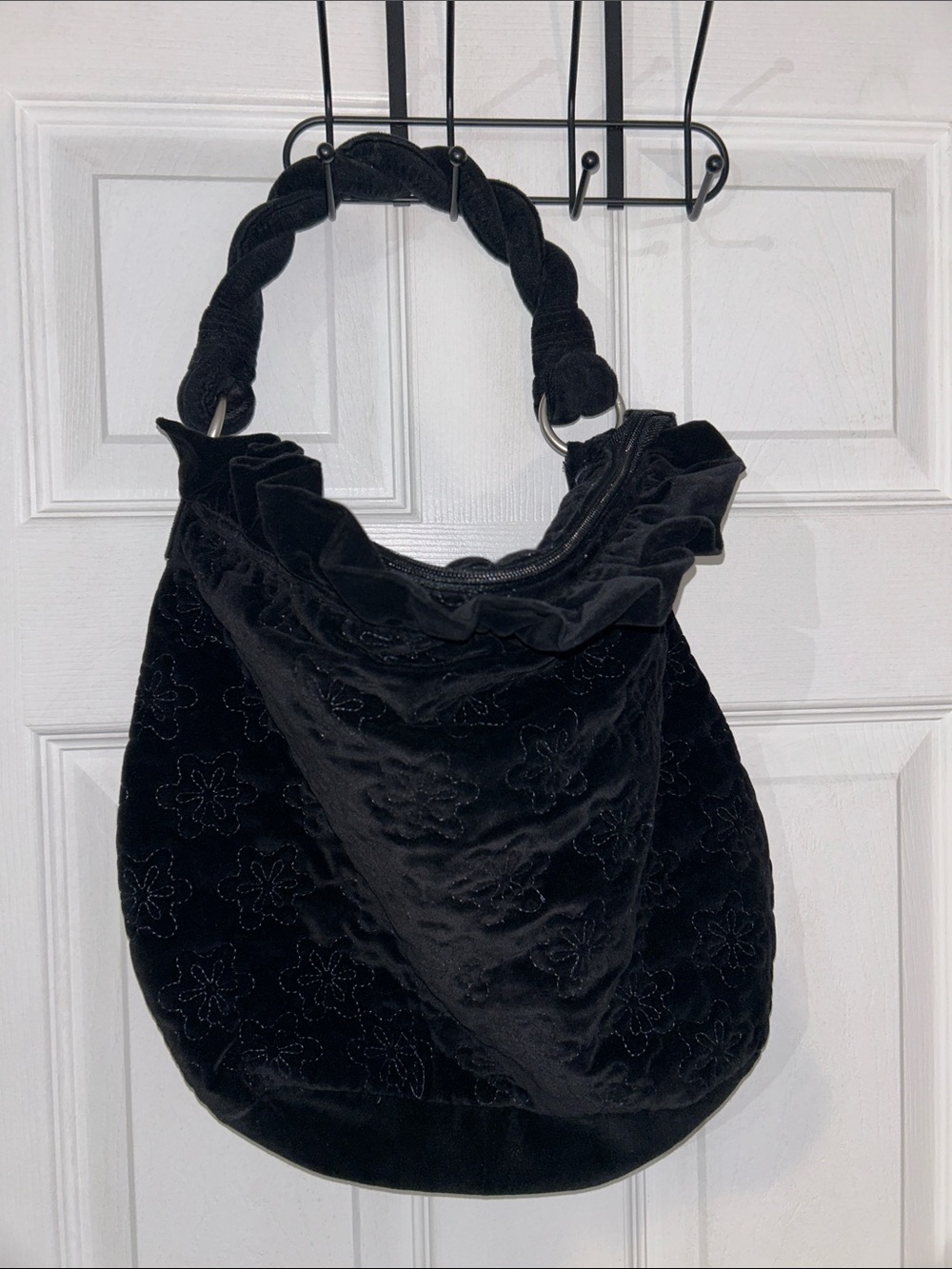 Vintage (100% cotton) Old Navy Black Velvet Ruffled Hobo Bag - Women